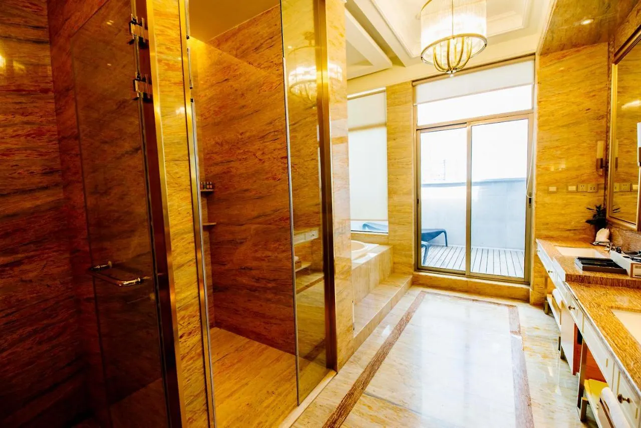 Ming Guan Hotel سيهانوكفيل